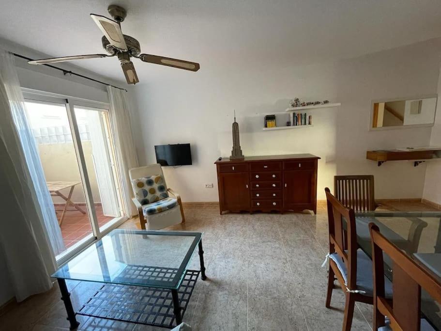 Hébergement de vacances Adosado Con Piscina En 4p Cabo De Gata